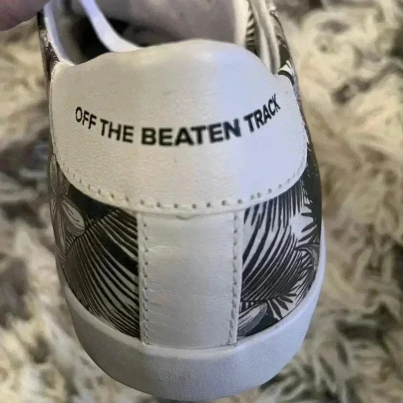 NEW OTBT court in tropical sneaker size 8.5 low top - Picture 3 of 8